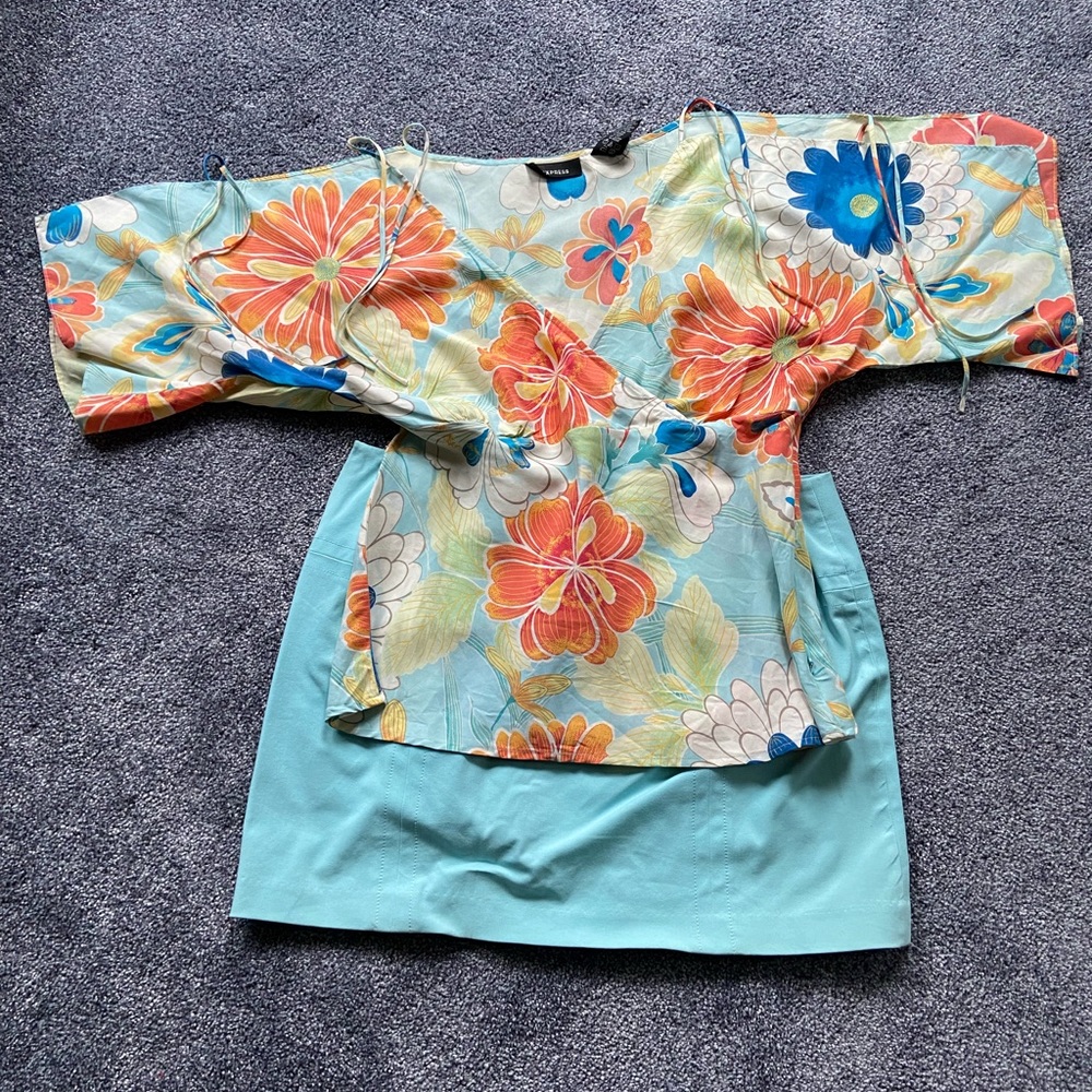 Express floral blouse.